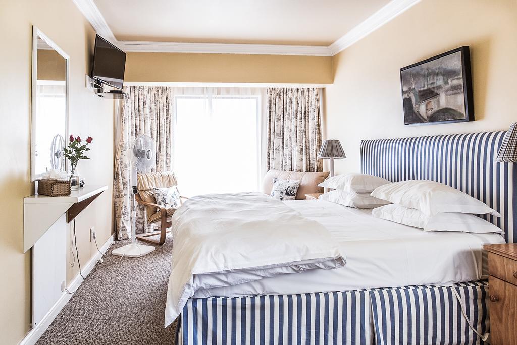 Highview Lodge Mossel Bay Eksteriør billede